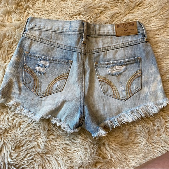 Hollister Jean shorts - Picture 2 of 3
